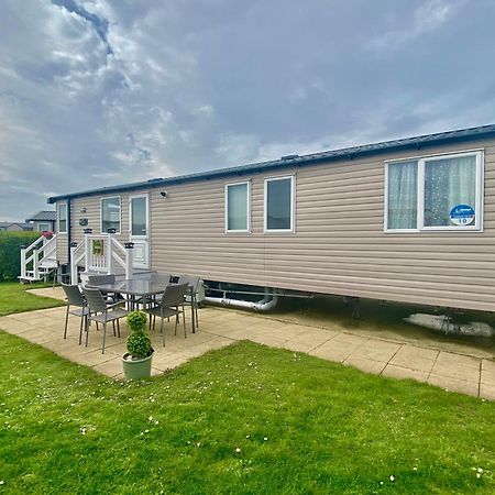 Caravan Church Farm Holiday Village Pagham Exterior photo