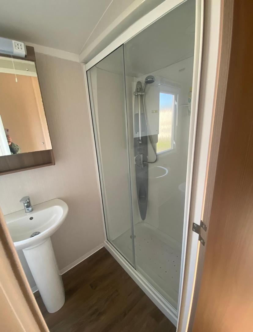Caravan Church Farm Holiday Village Pagham Exterior photo